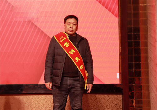 余興宏.jpg 余興宏.jpg